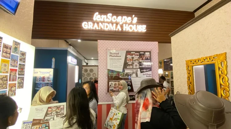 Lenscape's Grandma Home, Fotobooth Beragam Pilihan di Bandung
