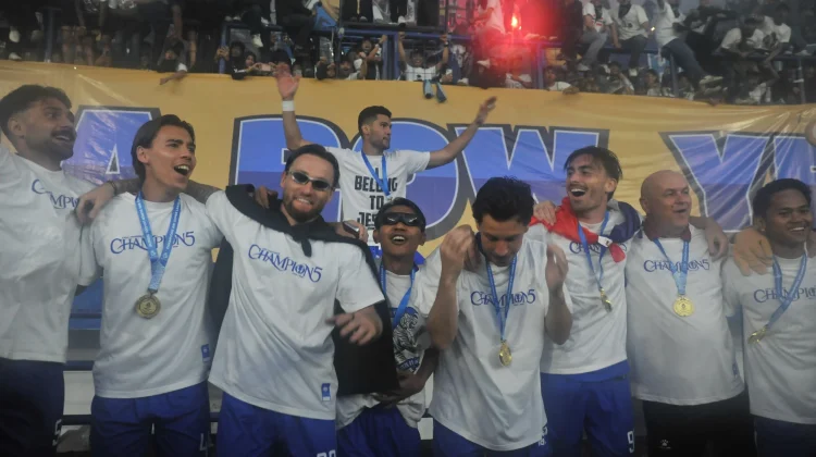 Marc Klok Sebut Gelar Hattrick Persib Paling Menegangkan
