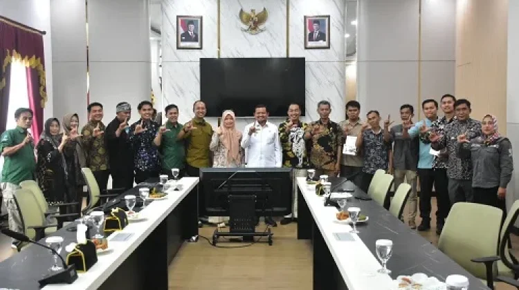 Bupati Sumedang Minta KIM Jadi Penangkal Hoaks dan Sumber Informasi Terpercaya