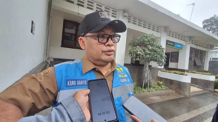 Libur Panjang Picu Lonjakan Sampah di Kota Bandung hingga 20 Persen