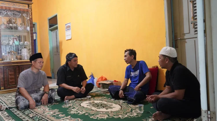 Takziah ke Keluarga Jemaah Haji Wafat,  Diky Candra : Keluarga Ikhlas