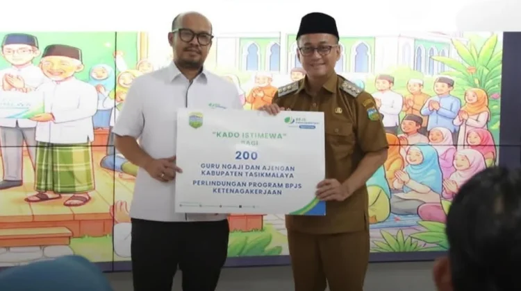 Ratusan Guru Ngaji dan Ajengan di Tasikmalaya Mendapat BPJS Ketenagakerjaan