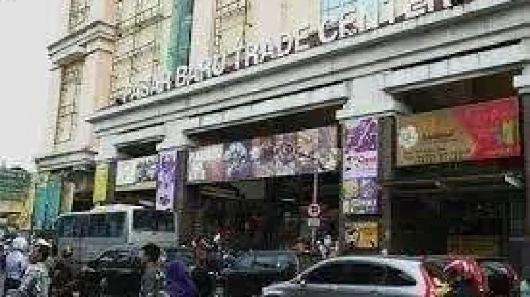Bandara Husein Bakal Dibuka, Pedagang Pasar Baru Berharap Lonjakan Pengunjung