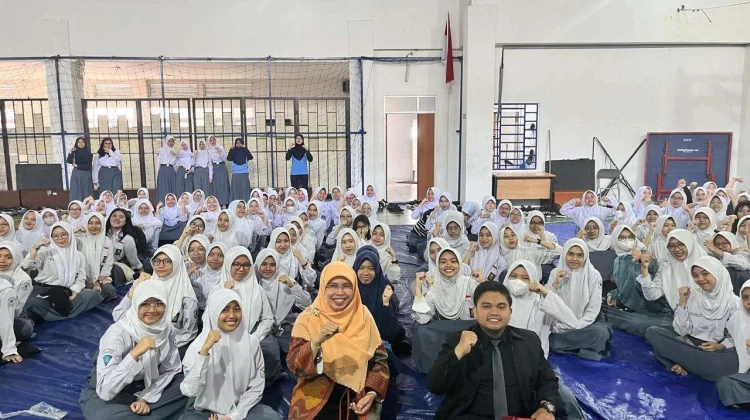Siti Muntamah Percaya Semua Sekolah Berpotensi Cetak Generasi Unggul