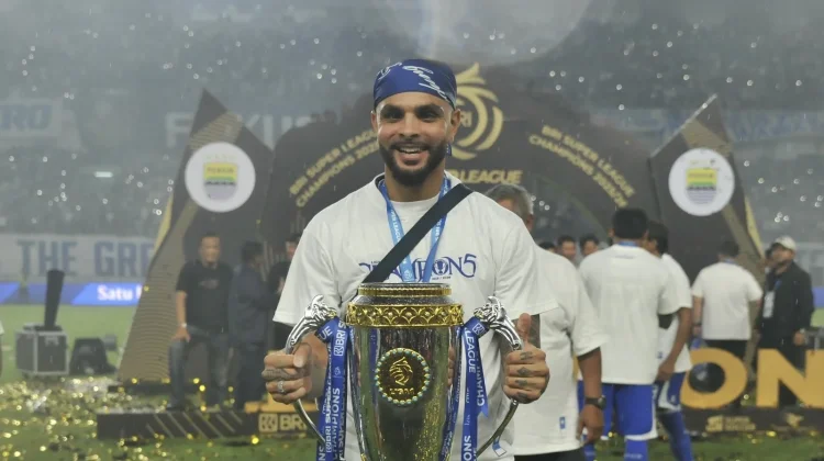 Kurzawa Tinggalkan Persib, Sampaikan Pesan Menyentuh untuk Bobotoh