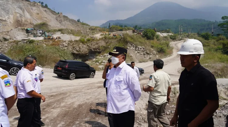 Pemerintah Tutup Tambang Galian C di Leles Garut