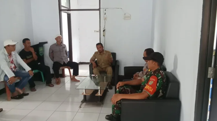 Sinergi TNI Dengan Warga Menguat lewat Komsos Babinsa di Cibogo