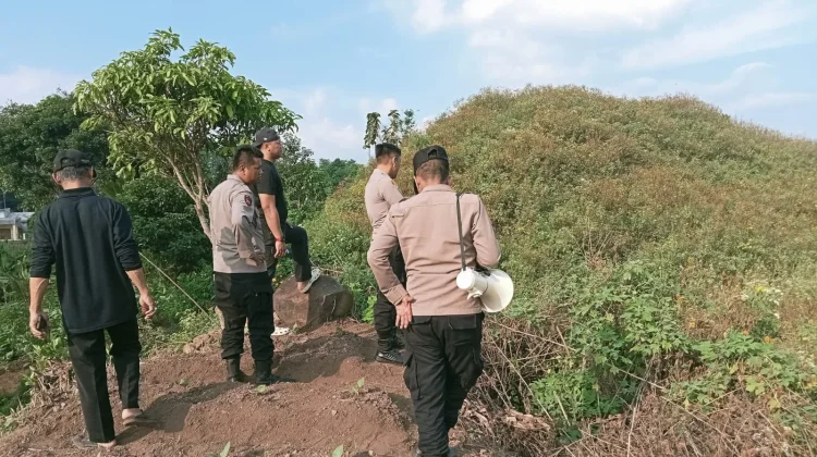 Tim Jihandak Musnahkan Granat Standar Militer Temuan Warga