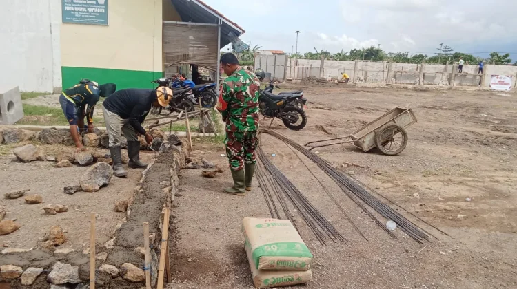 Kemanunggalan TNI Dengan Rakyat Patimban Subang, Bangun Balai Musyawarah