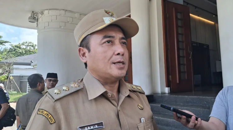 Pemkot Bandung Cari Solusi Akses Jalan untuk 120 KK Terisolasi di Cisaranten