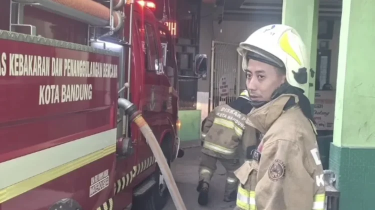 Satu Rumah Kontrakan Terbakar di Bojongloa Kidul Bandung
