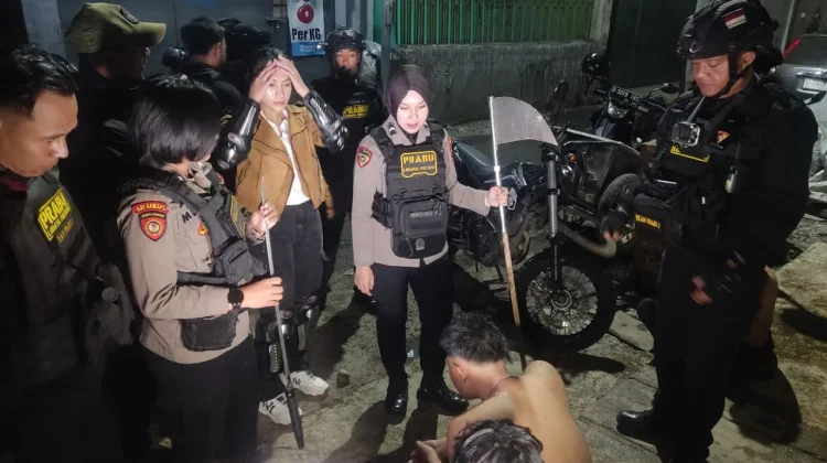 Diduga Hendak Tawuran, Polisi Amankan Empat Remaja Beserta Tiga Senjata Tajamnya