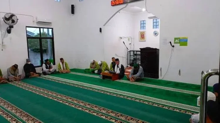 DKM Kampung Karangtengah Lestarikan Bahasa Sunda lewat Khutbah