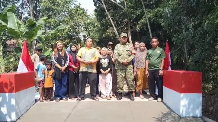 Kades, Jembatan ARMCO Ciasem Tengah, Bukti TNI dan Presiden Dekat Dengan Rakyat