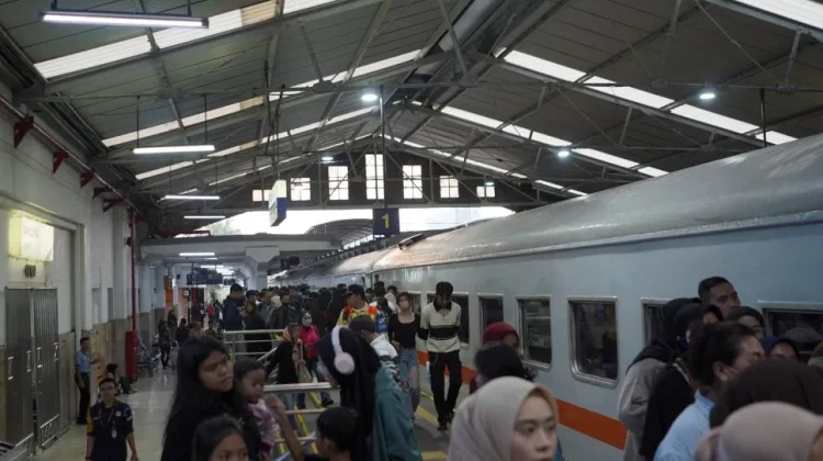 Ini Rekap Laporan Penggunaan Jasa Kereta Api Bandung