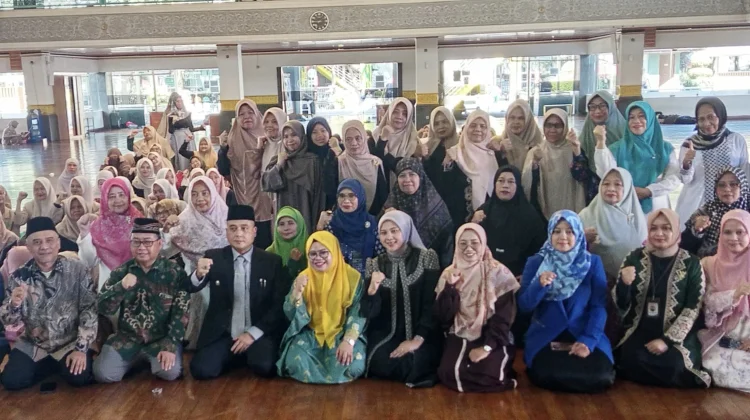Bu Nyai Bandung Raya Perkuat Pengasuhan Berbasis Adab
