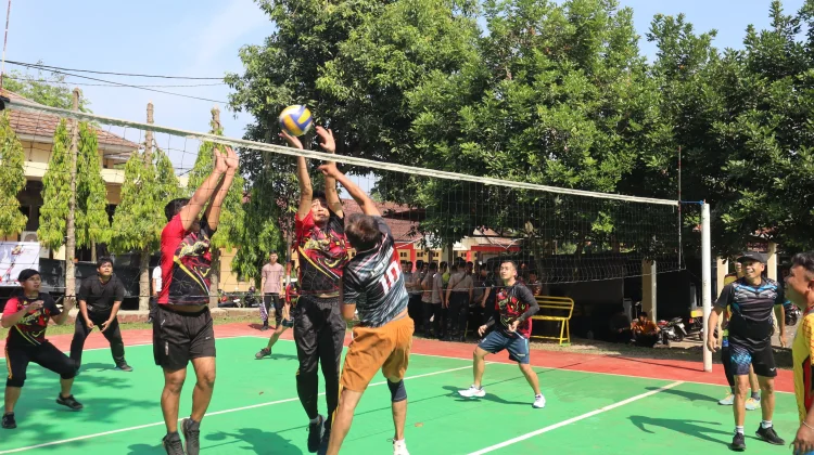 Sambut HUT Bhayangkara Ke-80, Polres Subang Gelar Lomba Bola Voli