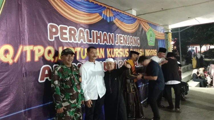 Babinsa Koramil Sagalaherang Ikut Amankan Pawai Obor Sambut Tahun  Baru Hijriah
