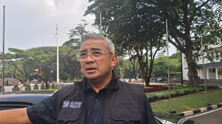Farhan Siap Dukung Nobar Piala Dunia 2026, Tunggu Koordinasi dengan TVRI dan RRI