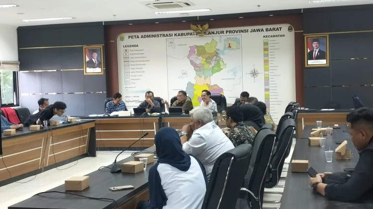 Pedagang Puncak Pas Minta Kiosnya Ditata Ulang