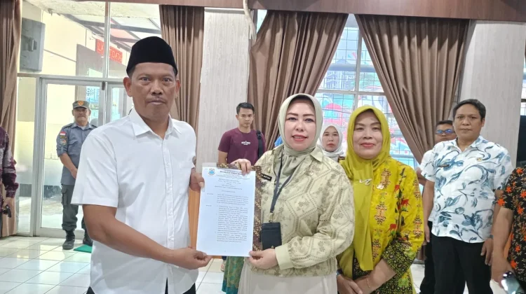 Mang Buya Resmi Dilantik sebagai Ketua RW 12 Kelurahan Utama Cimahi