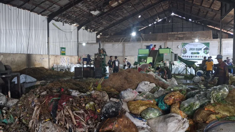 Pemkot Bandung Kejar Pengolahan Sampah 125 Ton Per Hari
