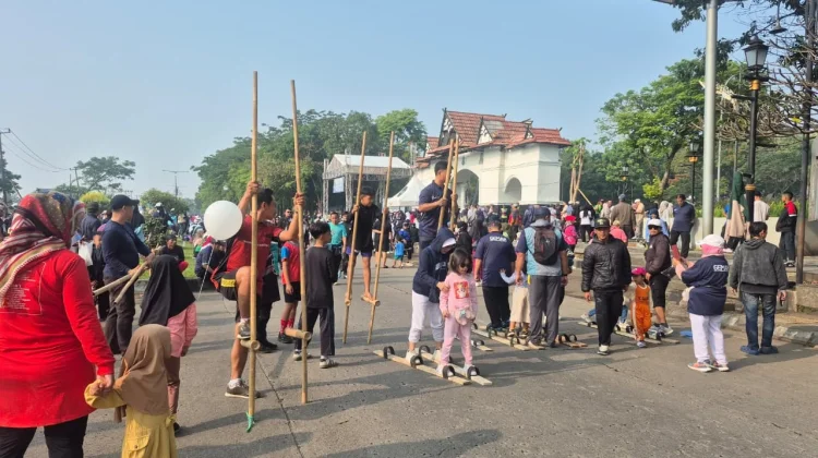 Empat Ribuan Warga Padati CFD Pemda Kabupaten Bandung