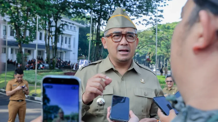 Farhan Tegaskan Pedagang Cuanki Dilarang Berjualan di Depan Pusdai