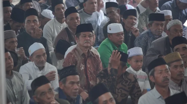 Istighotsah Pontren Fauzan,Bupati Sakur : Teladani Tokoh Ulama