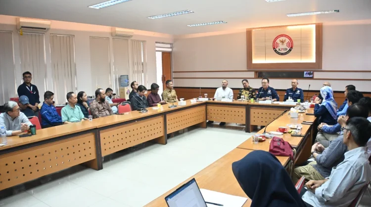 Imperialisme Informasi dan Fenomena Tutupnya LP, DPRD Jabar Dorong Regulasi Baru