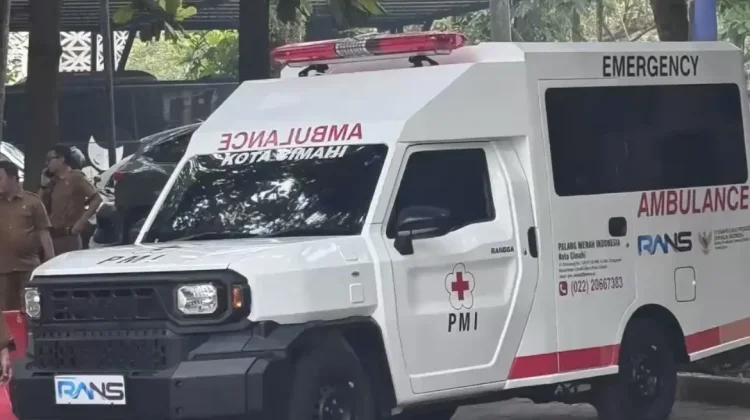 Wawalkot Cimahi Apresiasi Bantuan Ambulance dari Raffi Ahmad untuk PMI