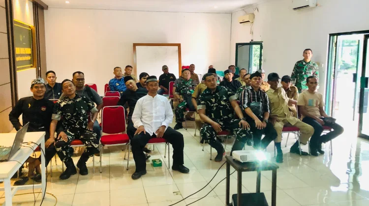 Nobar Piala Dunia di Makodim Subang Jadi Momentum Komsos TNI Dengan Masyarakat