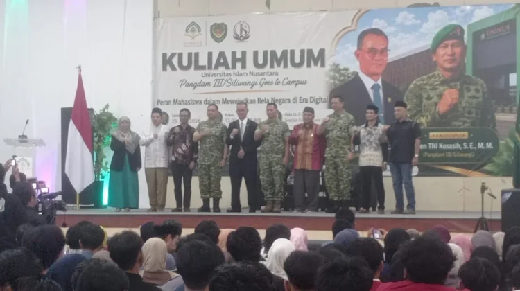 Kuliah Umum di UNINUS,Mayjen TNI Kosasih Tekankan Pentingnya Bela Negara Digital