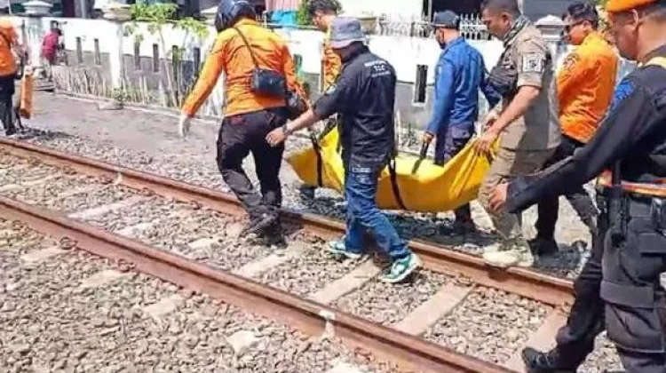 Berhenti Sejenak di Perlintasan Kereta Bisa Selamatkan Nyawa