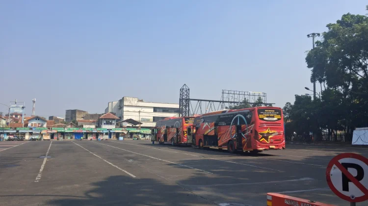 Terminal Cicaheum Berhenti Beroperasi, Seluruh Keberangkatan di Leuwipanjang