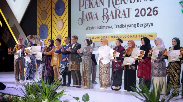 Kota Bandung Sabet Tiga Penghargaan di Pekan Kerajinan Jawa Barat 2026