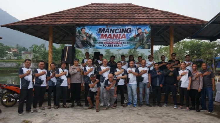 Lomba Mancing Polisi Versus Awak Media Meriahkan HUT Bhayangkara di Garut