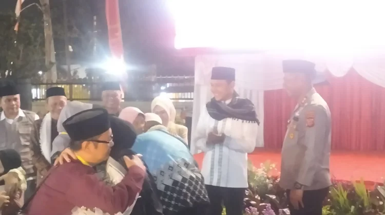 Jemaah Haji Kloter JKS 24 Tiba di Mapolres Cianjur