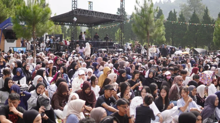 Bawa Botol Plastik ke Ciater,Warga Subang Padati Subang Fest Vol. 2
