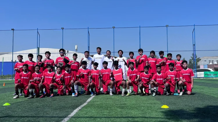 EA Sports Ajak Anak Bandung Belajar dari Kakang dan Beckham