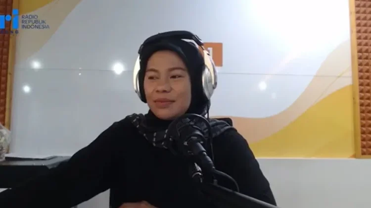 Hal yang Sering Dilakukan pada Era Keemasan Radio di Indonesia