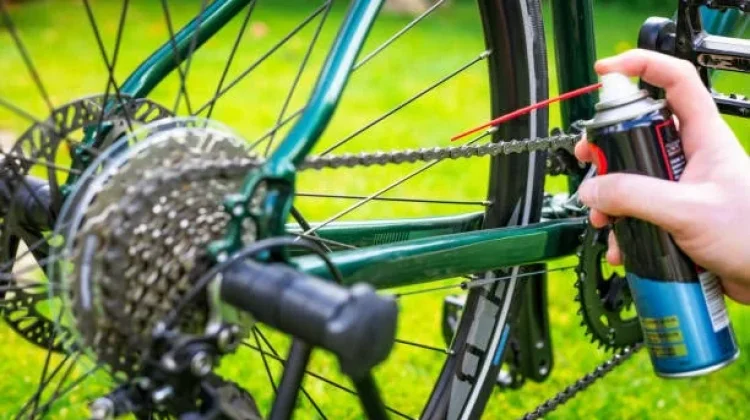 Pelumas Rantai Sepeda, Kunci Performa Maksimal dan Umur Komponen Lebih Panjang