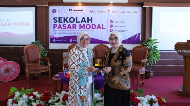 OJK Tasikmalaya Perkuat Literasi Keuangan Mahasiswa Melalui Sekolah Pasar Modal