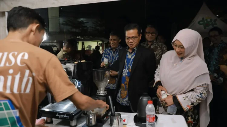 Monumen Kopi Kabupaten Bandung Simbol Penghormatan bagi Petani