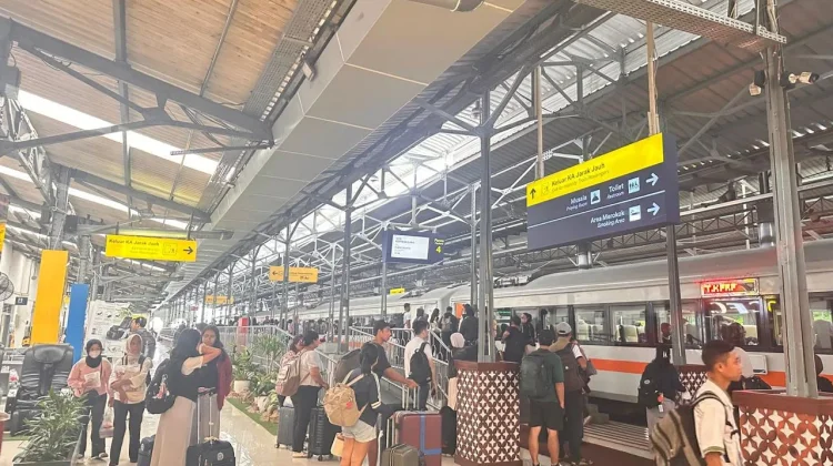 Libur Sekolah,1.2 Juta Lebih Tiket Kereta Terjual