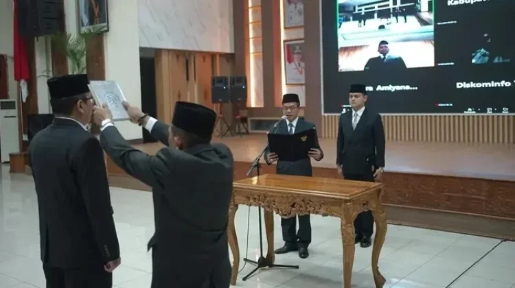 Pemerintahan Layanan Publik Terjamin, Bupati Lantik Penjabat Baru