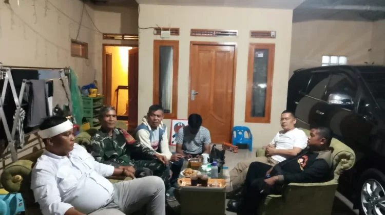 Babinsa Koramil 0513/Jalancagak Gelar Komsos Tentang 4 Pilar Kebangsaan