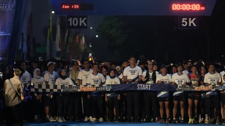 Ribuan Pelari Meriahkan Polresta Bandung Run di Soreang