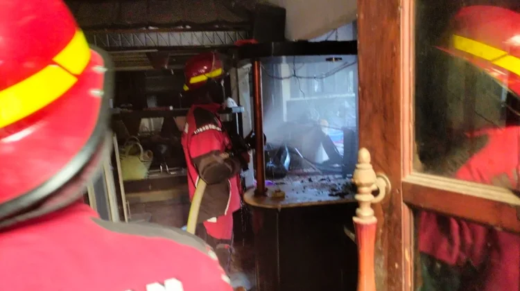 Damkar Cimahi Ingatkan Bahaya Korsleting Listrik dan Kebocoran Gas saat Kemarau