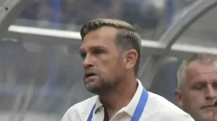 Igor Tolic Tunda Latihan Perdana Pangeran Biru demi Kondisi Pemain